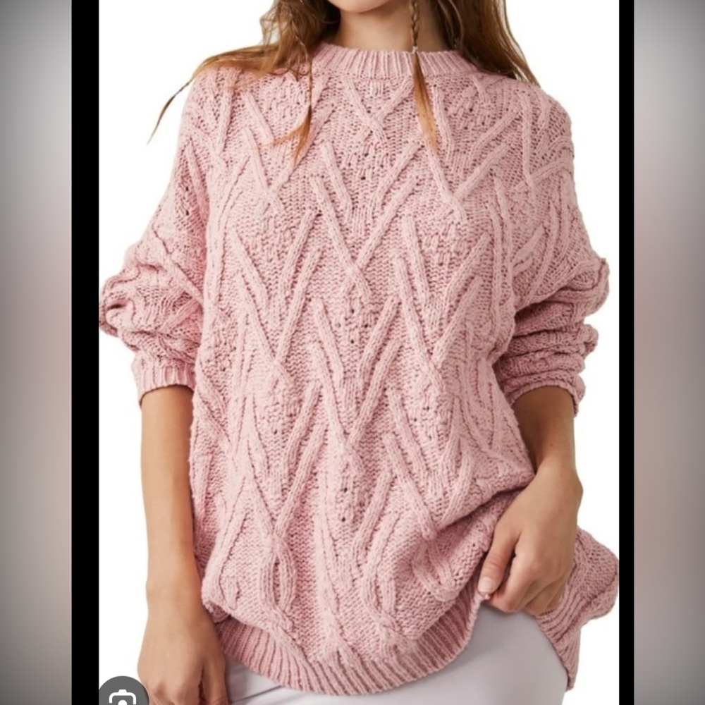 Free People Pink Textured Turtleneck Sweater XS‎ oversized